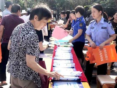 灞橋區深化政務公開，以專業服務助力社會經濟咨詢